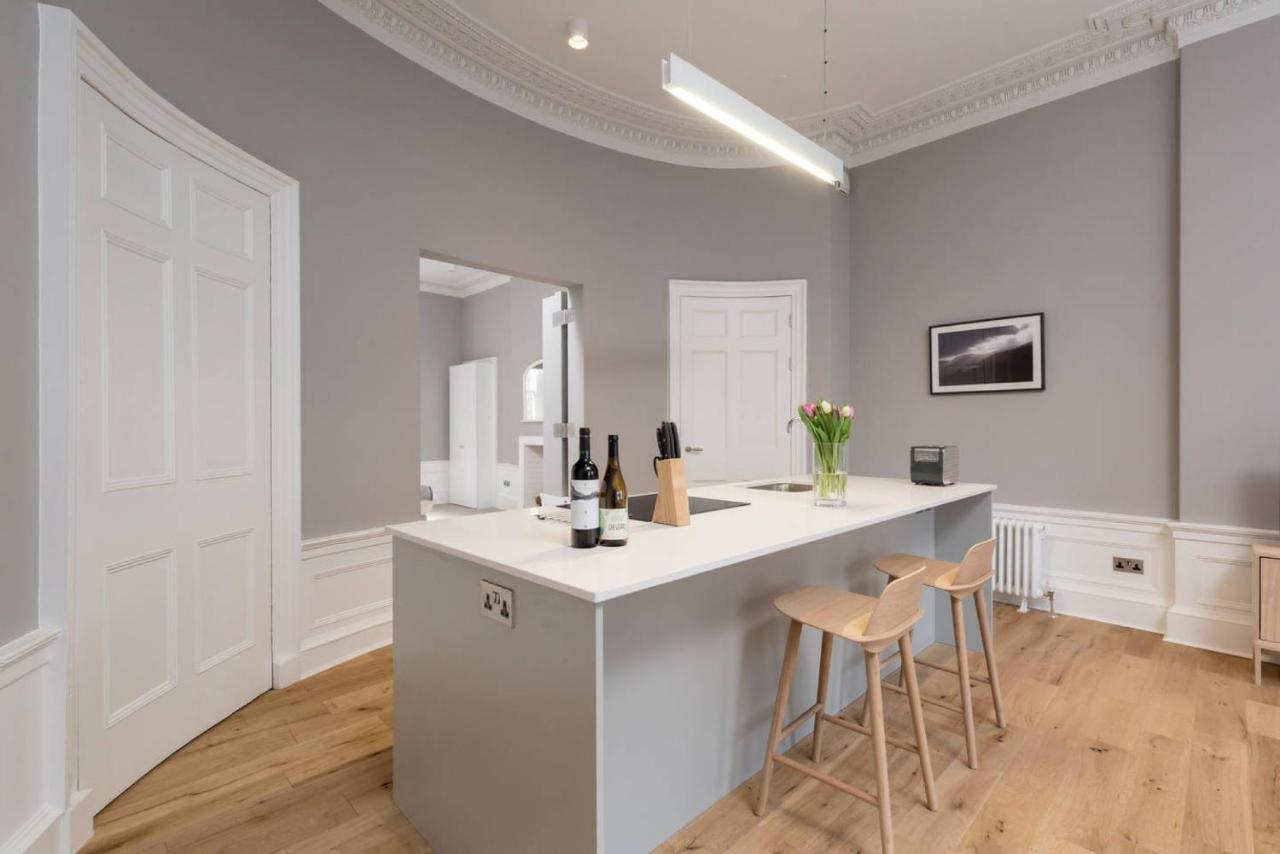 Joivy Spacious And Bright 1Bed Apt, Short Walk From Princes Street Edinburgh Luaran gambar