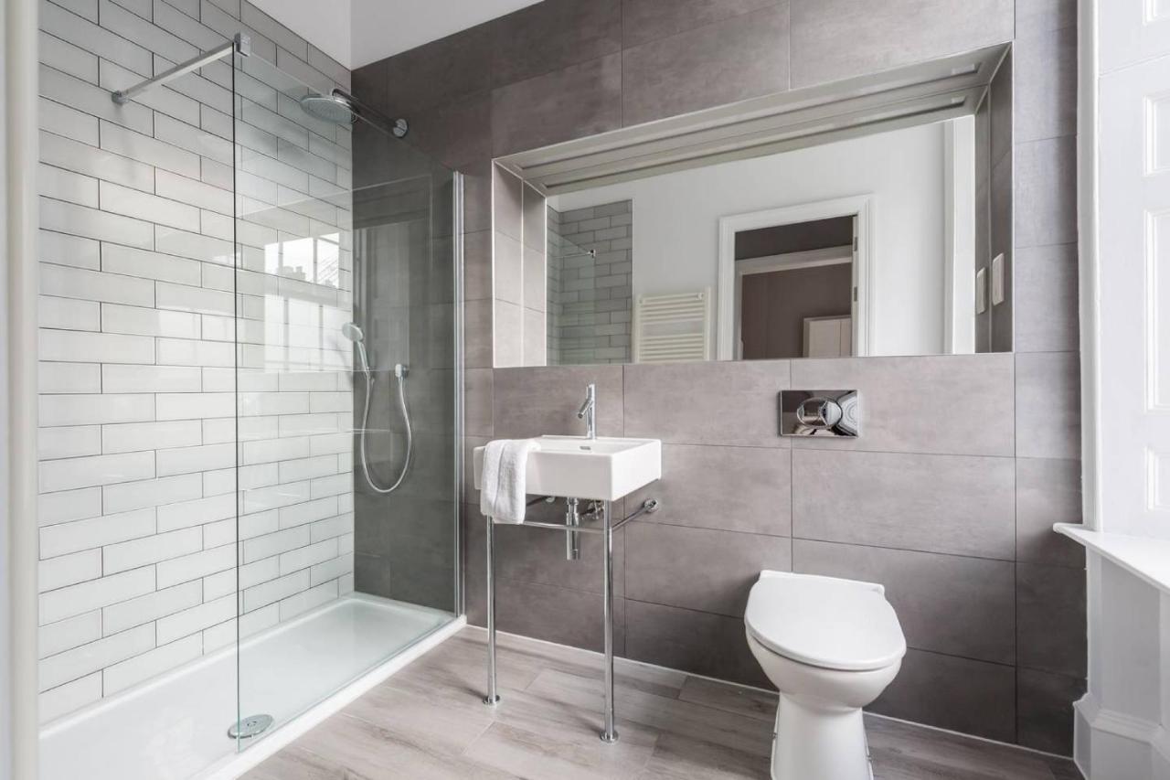 Joivy Spacious And Bright 1Bed Apt, Short Walk From Princes Street Edinburgh Luaran gambar